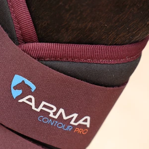 Arma Contour Pro Brushing Boots - Black Cherry in Black/Cherry