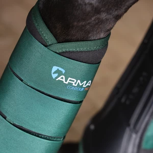 Arma Contour Pro Brushing Boots - Green in Green