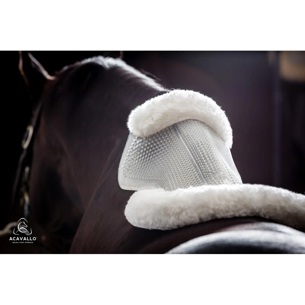LeMieux Just Gel Lambskin Half Pad  - White in White