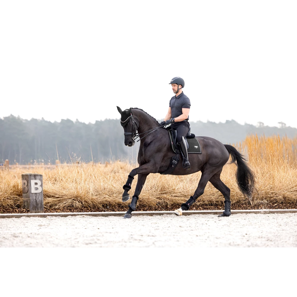 LeMieux Puissance Suede Dressage Square  - Black in Black