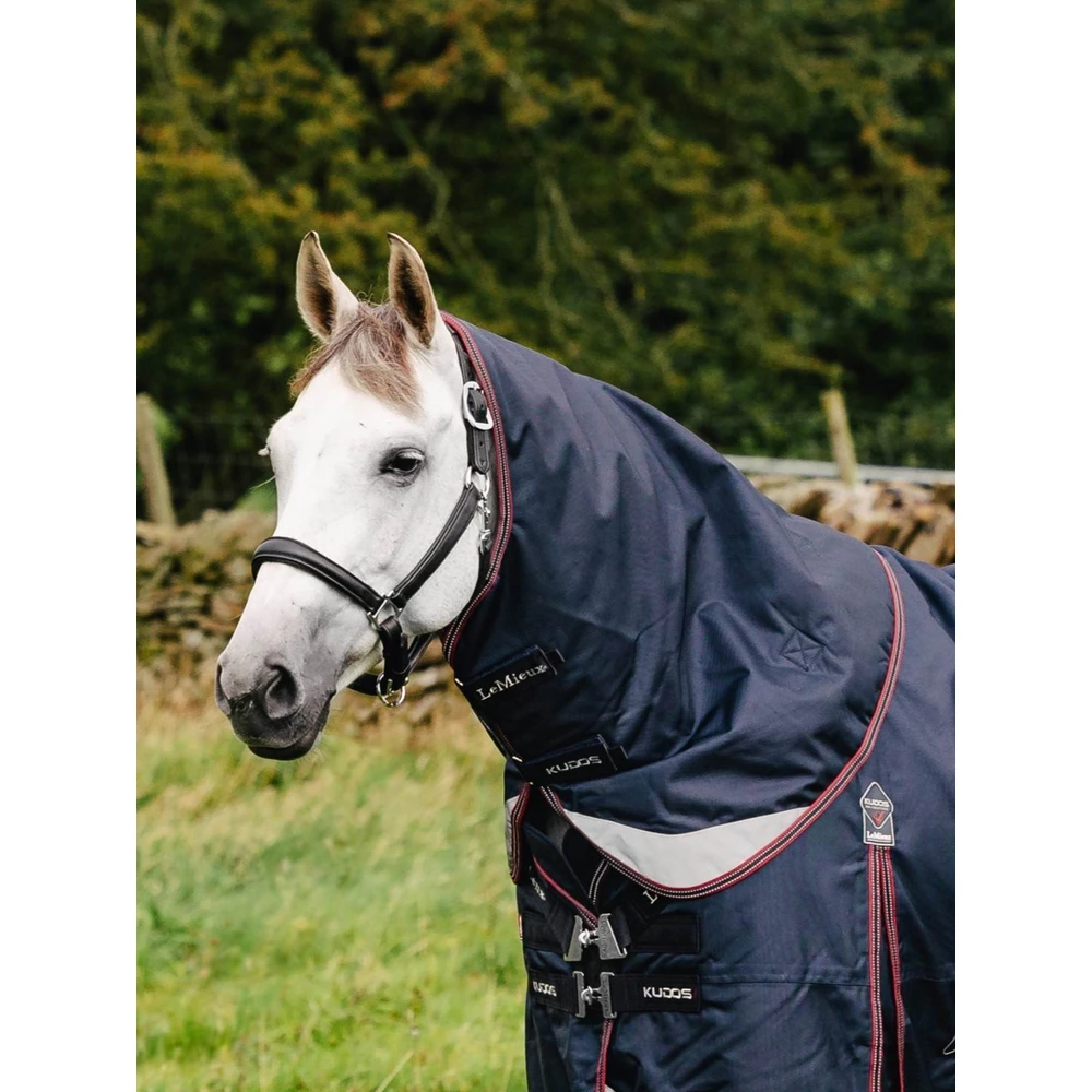 LeMieux Kudos Turnout Neck Cover 100g  - Navy in Navy