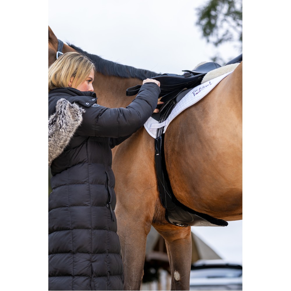 LeMieux Arika Simuwool Contoured Long Stud Girth - Black