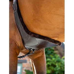 LeMieux Arika Simuwool Contoured Long Stud Girth  - Brown in Brown