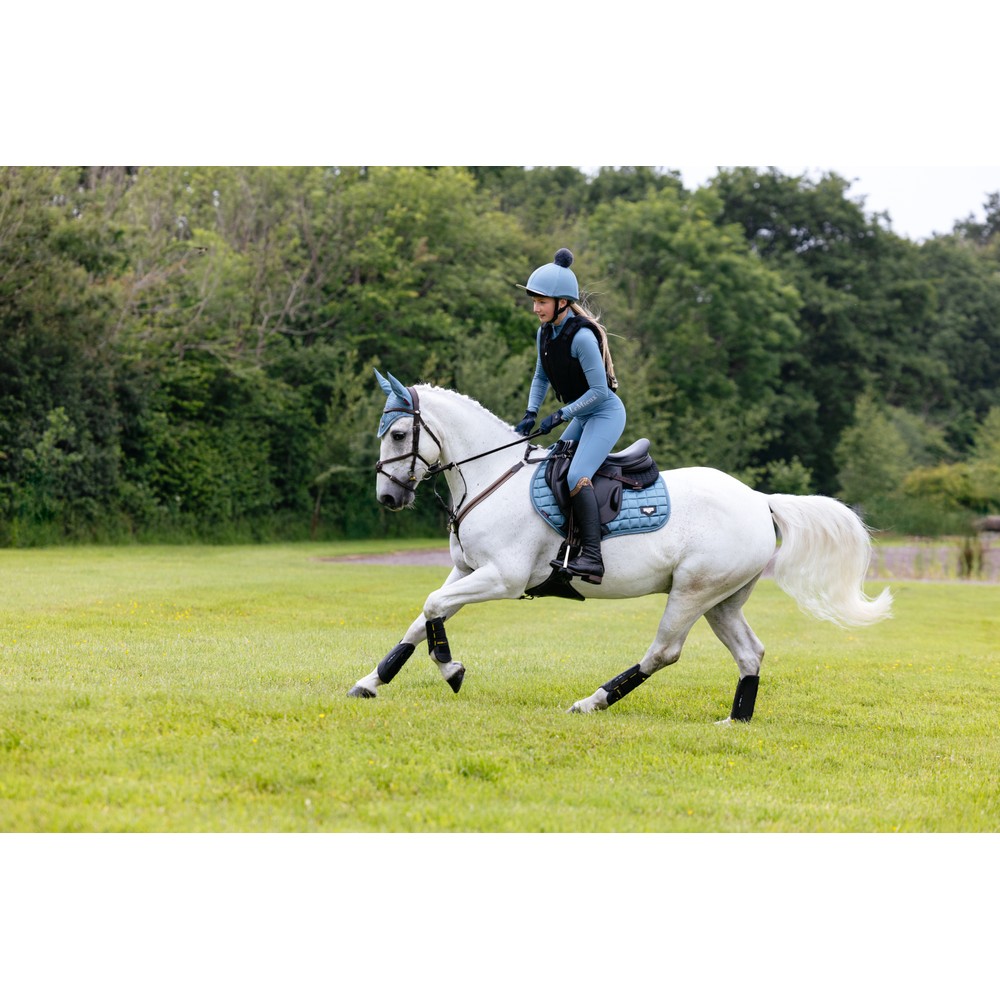 LeMieux Loire Classic Close Contact Square - Ice Blue