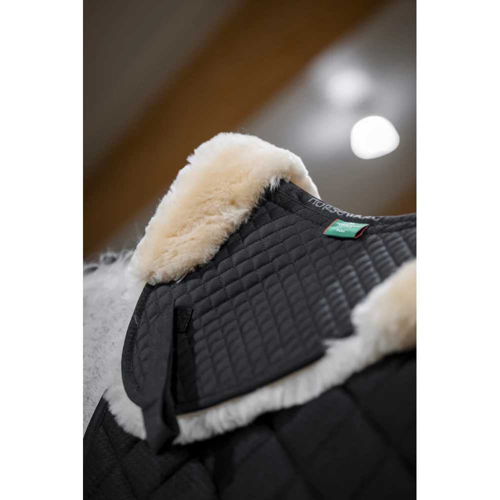 Horseware Sheepskin Halfpad - Black/Natural in Black/Natural