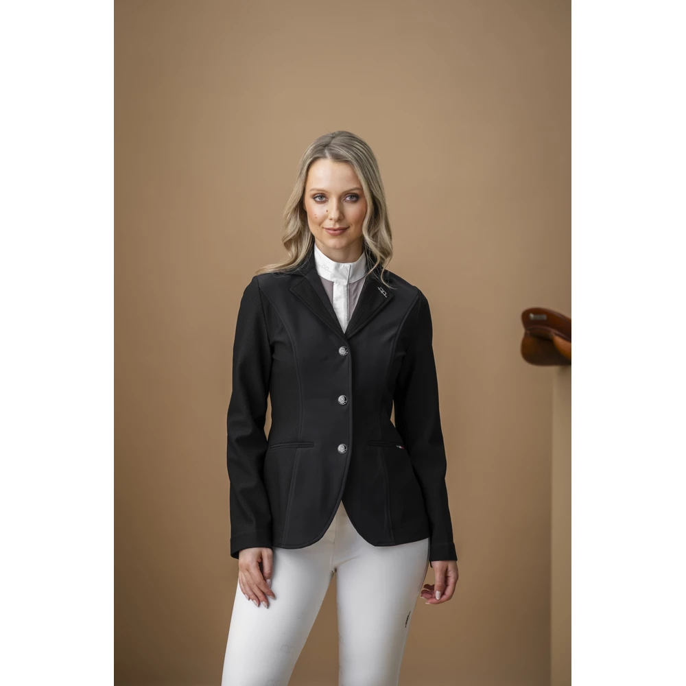 Alessandro Albanese Aa Platinum Bonded Motion Lite Jacket - Core Black in Core Black