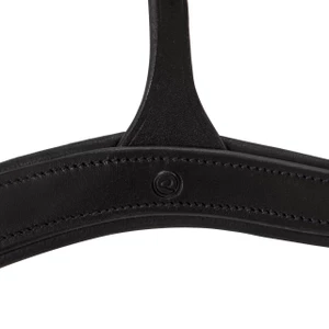 QHP Breastplate with handle - Black in Black