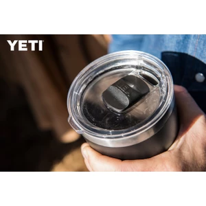 YETI RAMBLER 20 Oz Tumbler - Black in Black