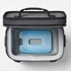 YETI Ice Sheet Medium in Clear