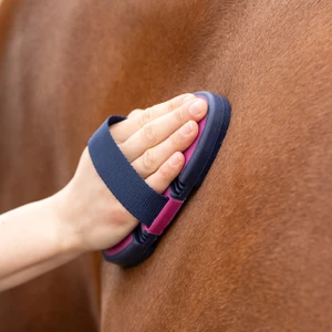 QHP Curry comb Flexible - Fuchsia/navy in Fuchsia/Navy