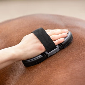 QHP Curry comb Flexible - Grey/black in Grey/Black