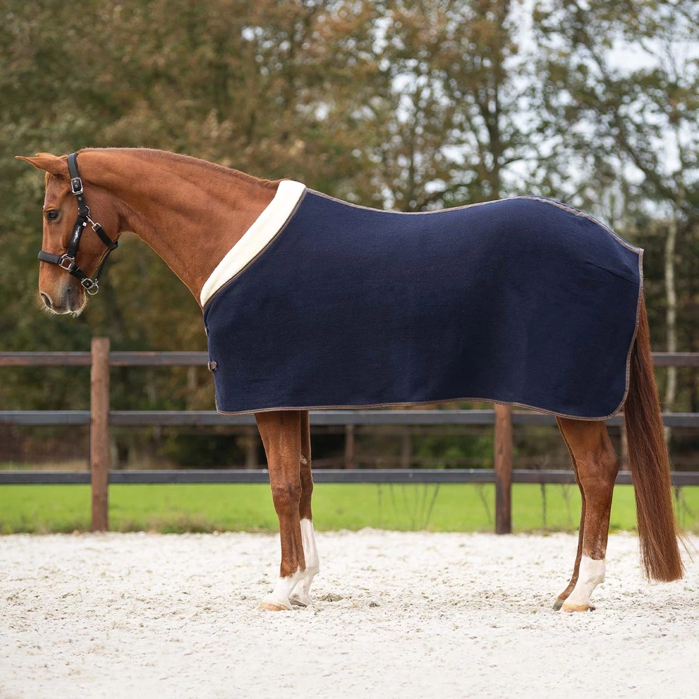 QHP Wool rug Deluxe - Navy in Navy