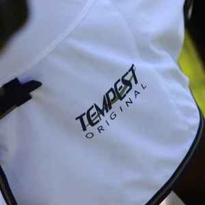 Tempest Original Fly Combo Rug - White/Navy in White/Navy