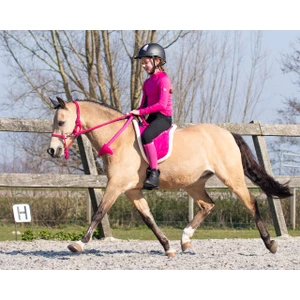 Q-essentials Neck Rope - Fuchsia in Fuchsia