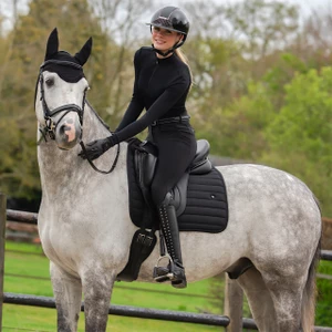 QHP Saddle pad Salerno - Black in Black