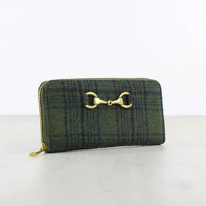 Grays Equestrian Gifts Tweed Purse With Snaffle 